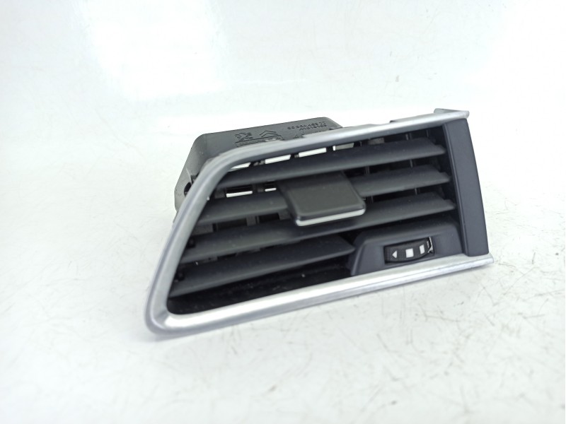 Recambio de rejilla aireadora para peugeot 508 i (8d_) 2.0 hdi referencia OEM IAM 9686445377  