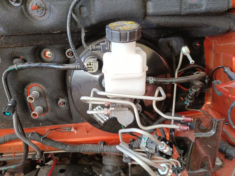 Recambio de servofreno para mg zs suv (azs1) 1.5 vti referencia OEM IAM 10967681  