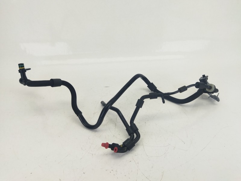 Recambio de tubo para audi a3 sportback (8va, 8vf) 1.6 tdi referencia OEM IAM 04L611988  