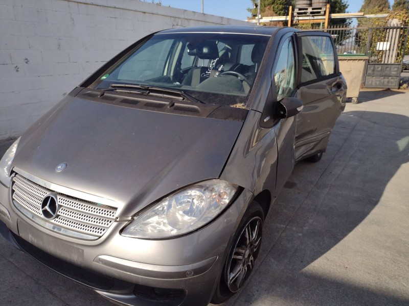 MERCEDES-BENZ CLASE A (W169)