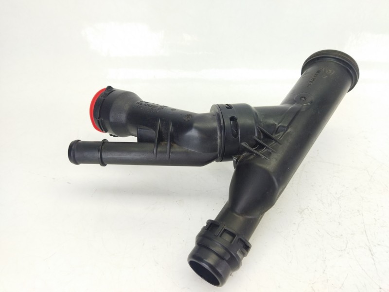Recambio de tubo para audi a3 sportback (8va, 8vf) 1.6 tdi referencia OEM IAM 04L121026Q  