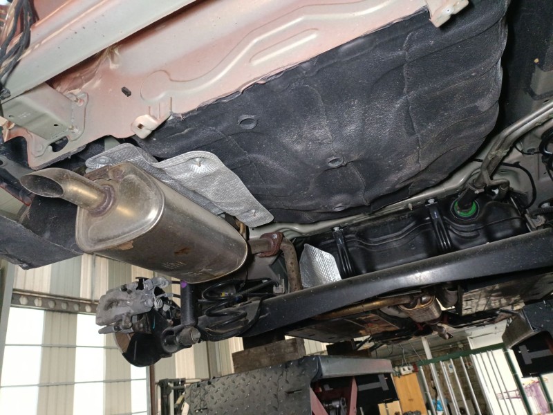 Recambio de tubo escape trasero para mg zs suv (azs1) 1.5 vti referencia OEM IAM 10231420  