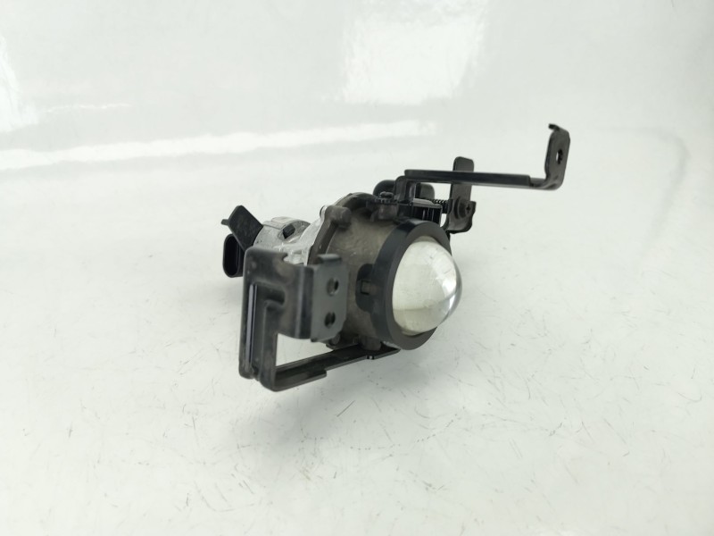 Recambio de faro antiniebla izquierdo para kia xceed (cd) 1.4 t-gdi referencia OEM IAM 92201J7300  