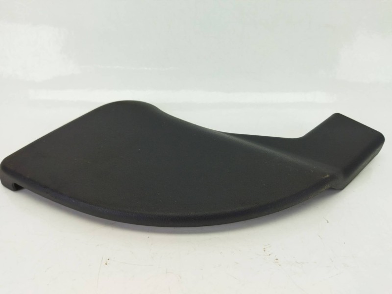 Recambio de moldura para toyota hilux viii pick-up (_n1_) 2.4 d 4wd (gun125_) referencia OEM IAM 729950K140  