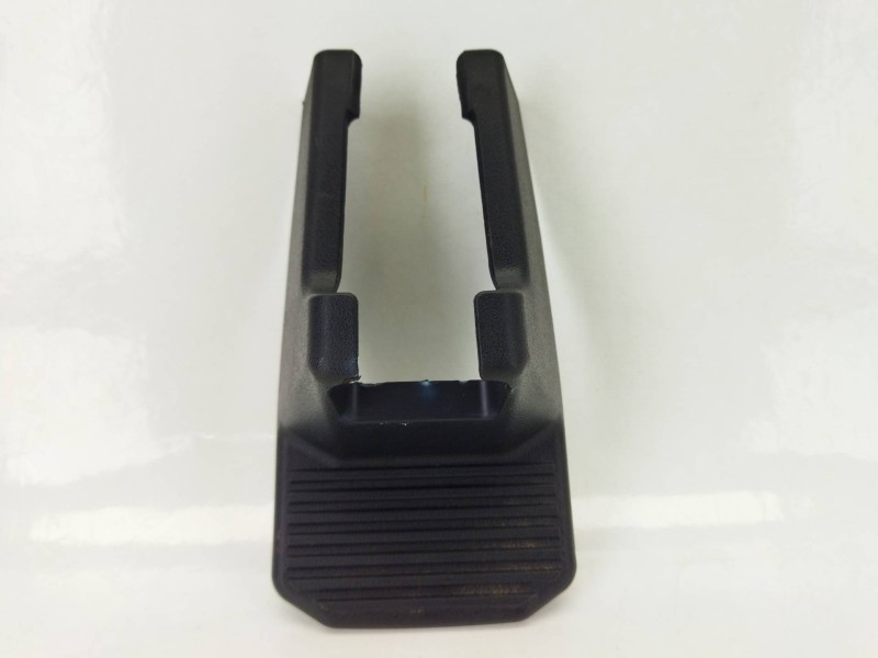 Recambio de moldura para toyota hilux viii pick-up (_n1_) 2.4 d 4wd (gun125_) referencia OEM IAM 72137KK010  