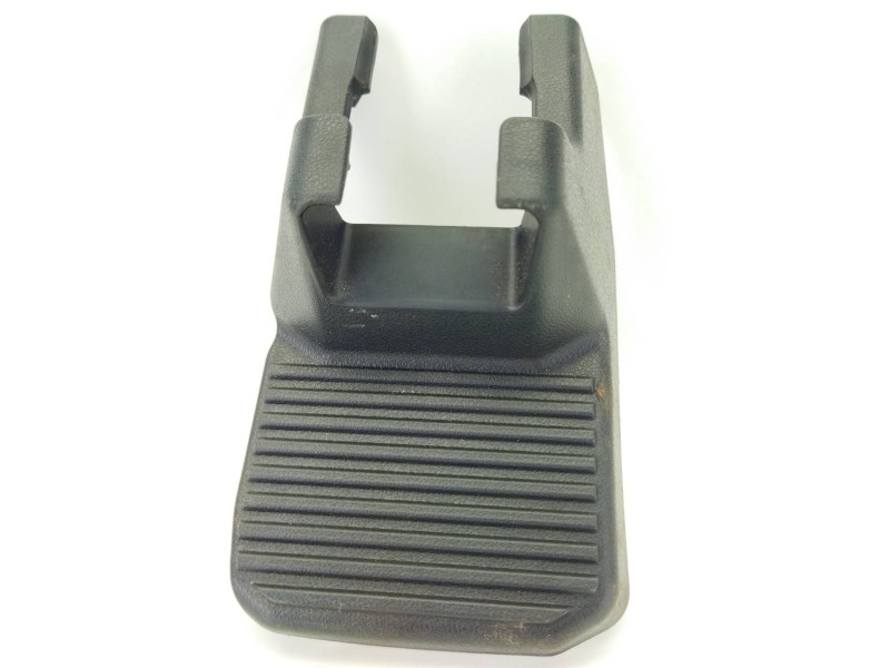 Recambio de moldura para toyota hilux viii pick-up (_n1_) 2.4 d 4wd (gun125_) referencia OEM IAM 72157KK010  