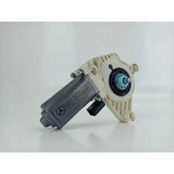 MOTOR ELEVALUNAS DELANTERO DERECHO A1698281642 