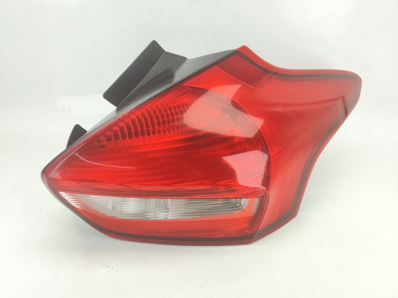 Recambio de piloto trasero derecho para ford focus iii 1.5 tdci referencia OEM IAM 1906354  