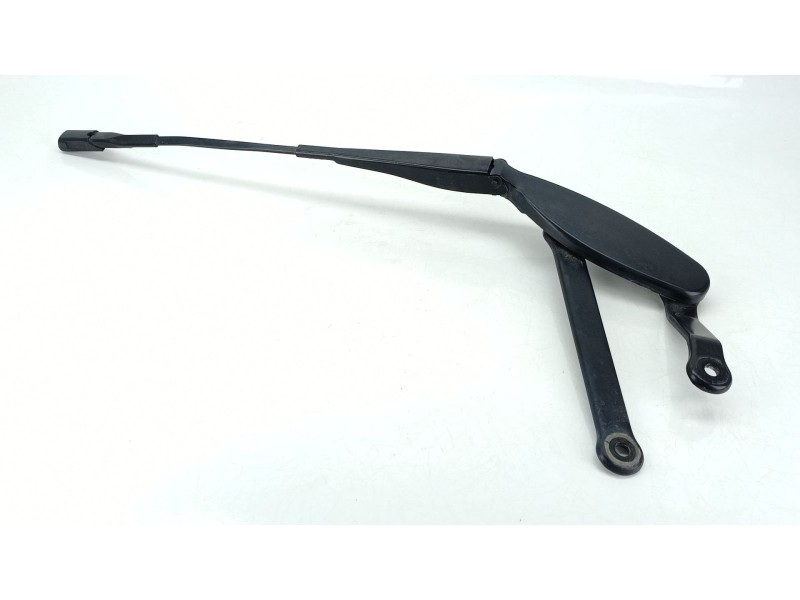 Recambio de brazo limpia delantero derecho para mercedes-benz clase c (w205) c 350 e (205.047) referencia OEM IAM 2058203501  