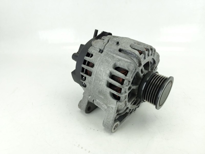 Recambio de alternador para ford focus iii 1.5 tdci referencia OEM IAM 2251619  