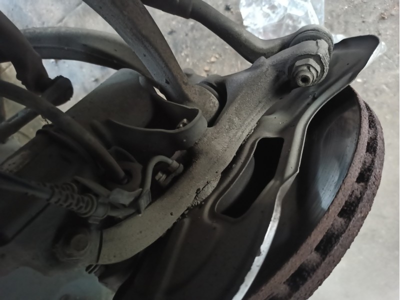 Recambio de mangueta delantera derecha para mercedes-benz clase c (w204) c 250 cdi (204.003) referencia OEM IAM   