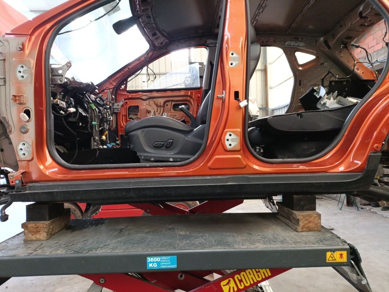 Recambio de faldon lateral para mg zs suv (azs1) 1.5 vti referencia OEM IAM   