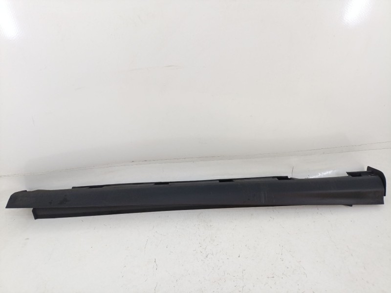 Recambio de faldon lateral para ford focus iii turnier 1.6 tdci referencia OEM IAM BM51A10154A  