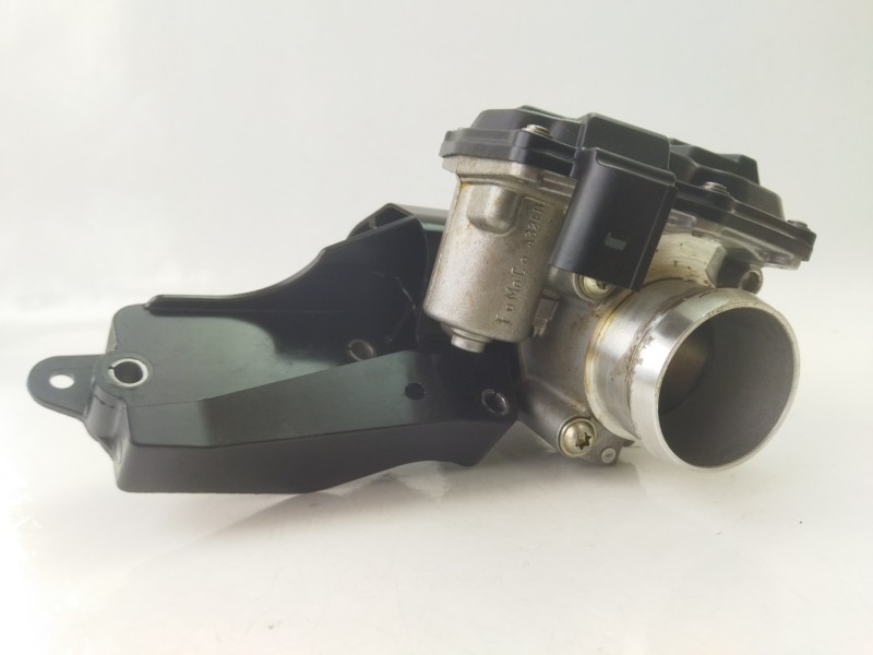 Recambio de caja mariposa para ford ecosport 1.0 ecoboost referencia OEM IAM CM5G9F991GA  