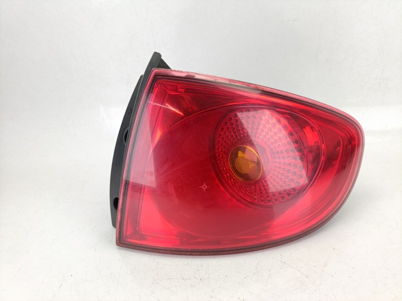 Recambio de piloto trasero derecho para seat altea (5p1) 1.9 tdi referencia OEM IAM 5P0945096D  