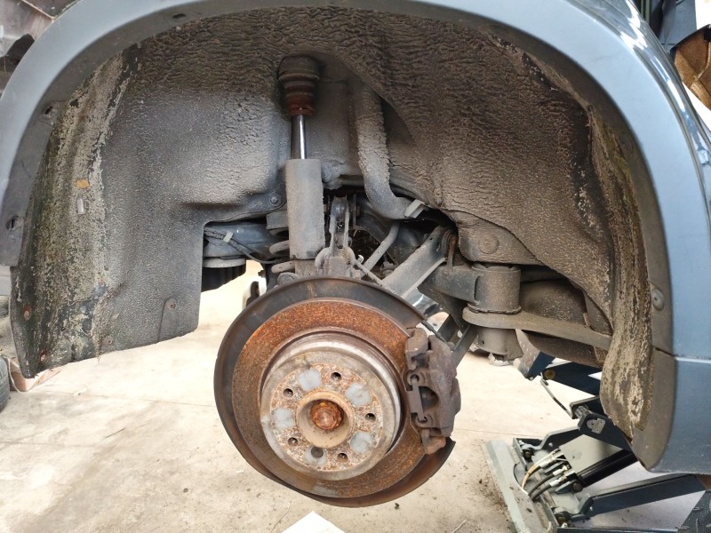 Recambio de paso rueda trasero derecho para bmw x1 (e84) xdrive 23 d referencia OEM IAM 51712990088  