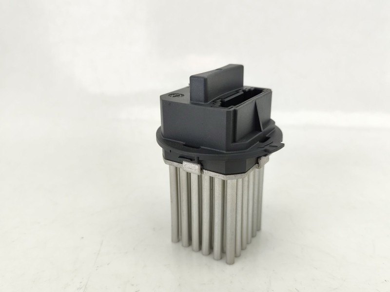 Recambio de resistencia calefaccion para land rover range rover evoque (l538) 2.2 d 4x4 referencia OEM IAM LR002685  
