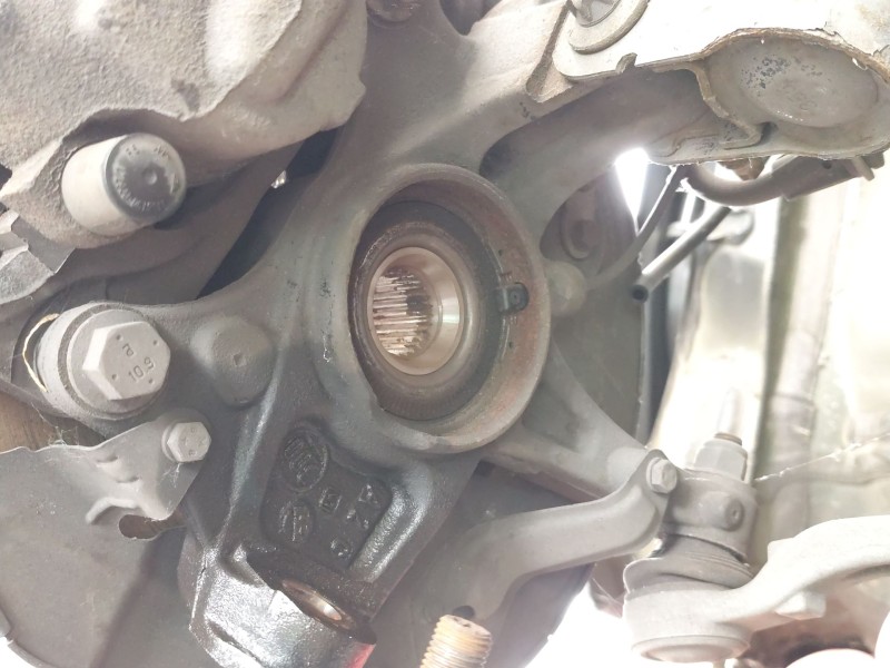 Recambio de mangueta delantera derecha para citroën c4 grand picasso ii (da_, de_) 1.2 thp 130 referencia OEM IAM 1610138080  