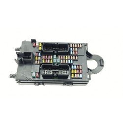 CAJA RELES / FUSIBLES 32142591 