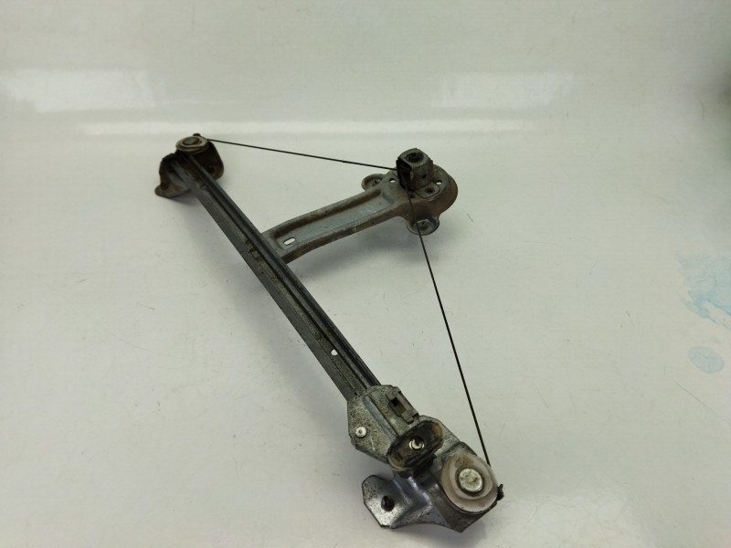 Recambio de elevalunas trasero izquierdo para opel astra h (a04) 1.9 cdti (l48) referencia OEM IAM 13100420LH  