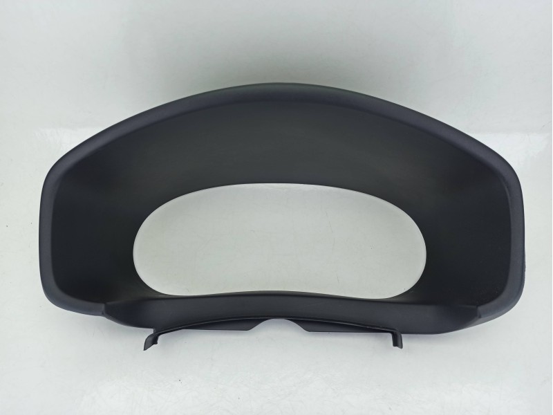 Recambio de moldura para dacia logan mcv ii 1.5 blue dci 95 (k8jl) referencia OEM IAM 682408103R  