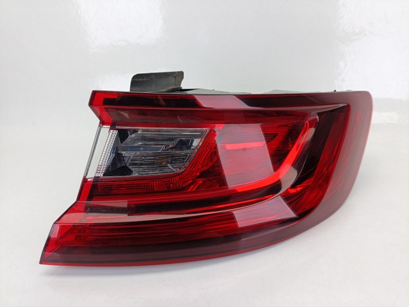 Recambio de piloto trasero derecho para renault megane iv hatchback (b9a/m/n_) 1.2 tce 100 (b9ms) referencia OEM IAM 265509578R 