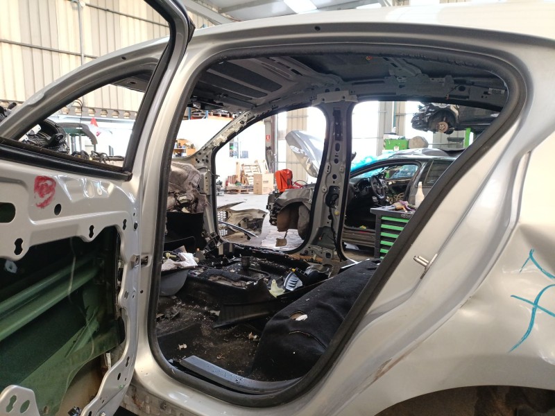 Recambio de gomas contorno puerta para ford focus iv (hn) 1.0 ecoboost referencia OEM IAM   