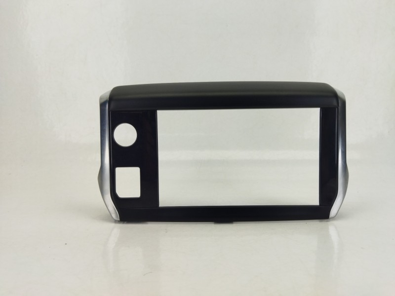 Recambio de moldura para peugeot 208 i (ca_, cc_) 1.5 bluehdi 100 referencia OEM IAM 9673861377  