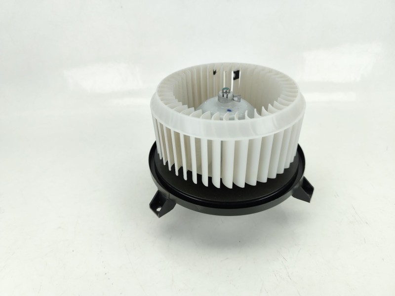 Recambio de motor calefaccion para mg zs suv (azs1) 1.5 vti referencia OEM IAM L29R48  