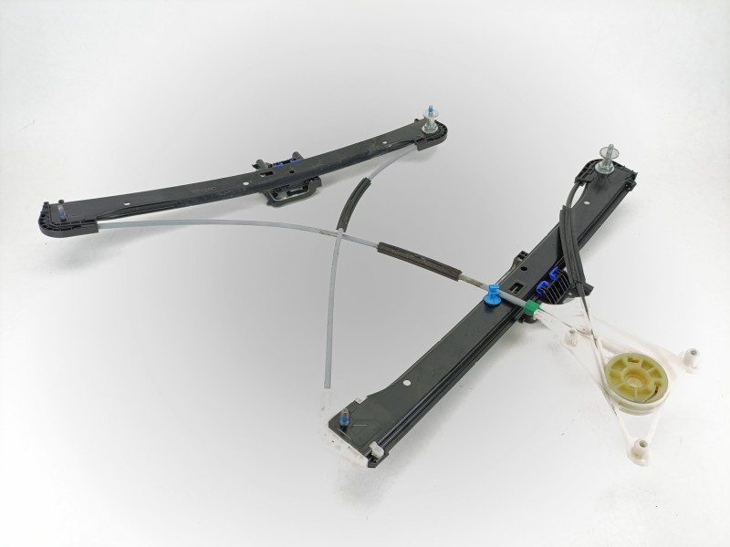 Recambio de elevalunas delantero derecho para audi a3 sportback (8va, 8vf) 1.6 tdi referencia OEM IAM 8V4837462  