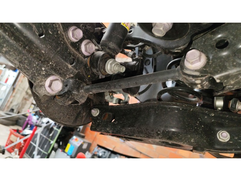 Recambio de brazo suspension inferior trasero derecho para toyota rav 4 v (_a5_, _h5_) 2.5 hybrid (axah52) referencia OEM IAM 48