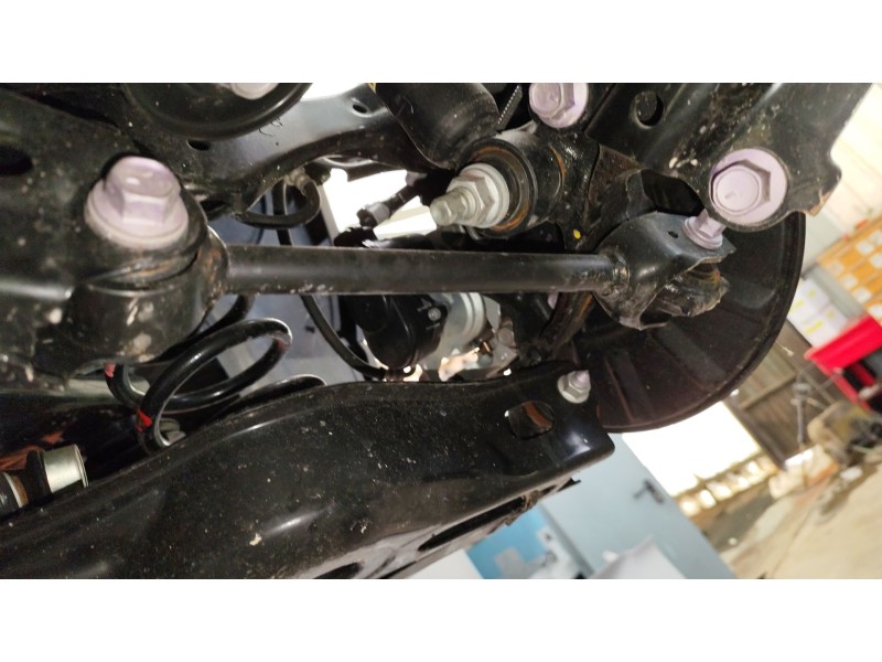 Recambio de brazo suspension inferior trasero izquierdo para toyota rav 4 v (_a5_, _h5_) 2.5 hybrid (axah52) referencia OEM IAM 
