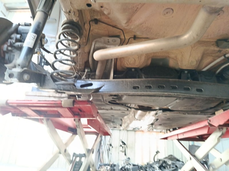 Recambio de puente trasero para volkswagen t-roc (a11, d11) 1.0 tsi referencia OEM IAM 5Q0501049BJ  