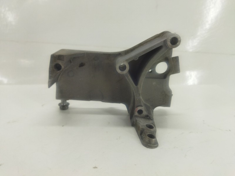 Recambio de soporte motor para suzuki jimny todo terreno, cerrada (sn) 1.5 ddis 4x4 referencia OEM IAM 8200101196  
