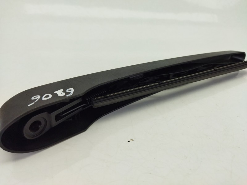 Recambio de brazo limpia trasero para opel mokka / mokka x (j13) 1.4 (_76) referencia OEM IAM 95915136  