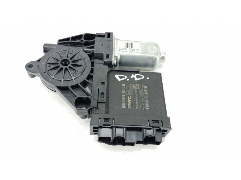 Recambio de motor elevalunas delantero derecho para volvo v60 ii (225) b4 mild-hybrid referencia OEM IAM 31674757  