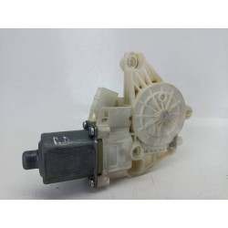 MOTOR ELEVALUNAS DELANTERO DERECHO A2048200242 