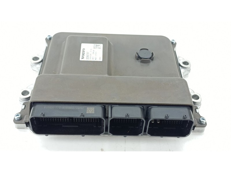 Recambio de centralita motor uce para volvo v60 ii (225) b4 mild-hybrid referencia OEM IAM 32383797  