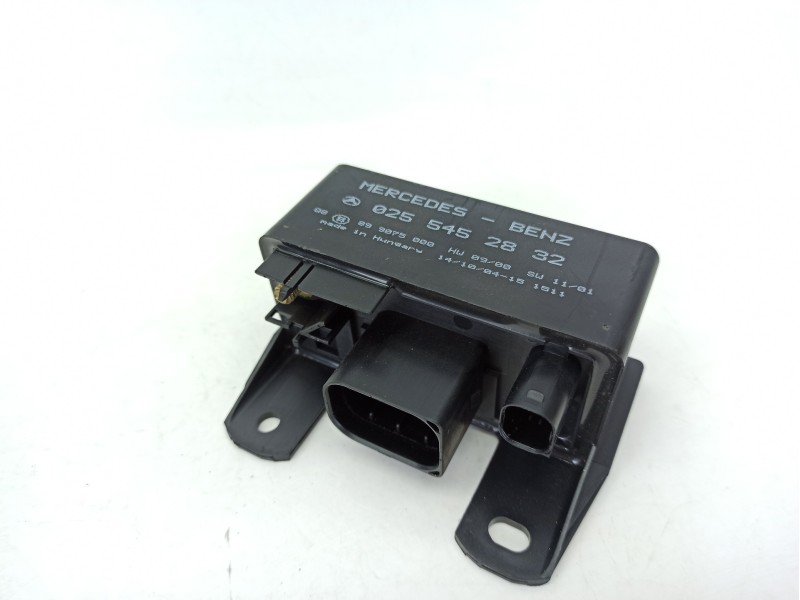 Recambio de caja precalentamiento para mercedes-benz vaneo (414) 1.7 cdi (414.700) referencia OEM IAM 0255452832  