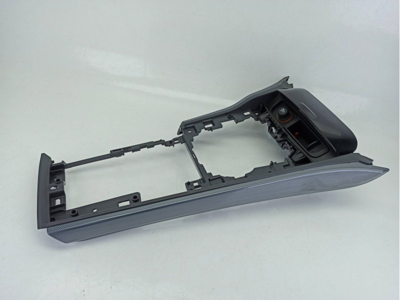 Recambio de moldura para peugeot 508 i (8d_) 1.6 hdi referencia OEM IAM 9688547377  