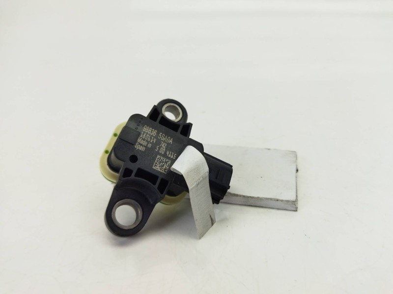 Recambio de sensor para nissan navara np300 pick-up (d23, d23t) 2.3 dci referencia OEM IAM 988365SA0A  