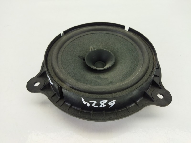 Recambio de subwoofer para nissan navara np300 pick-up (d23, d23t) 2.3 dci referencia OEM IAM 28156BR00A  