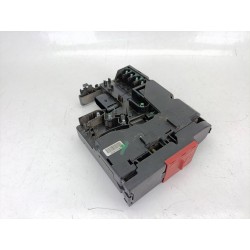 CAJA RELES / FUSIBLES A2075402750 