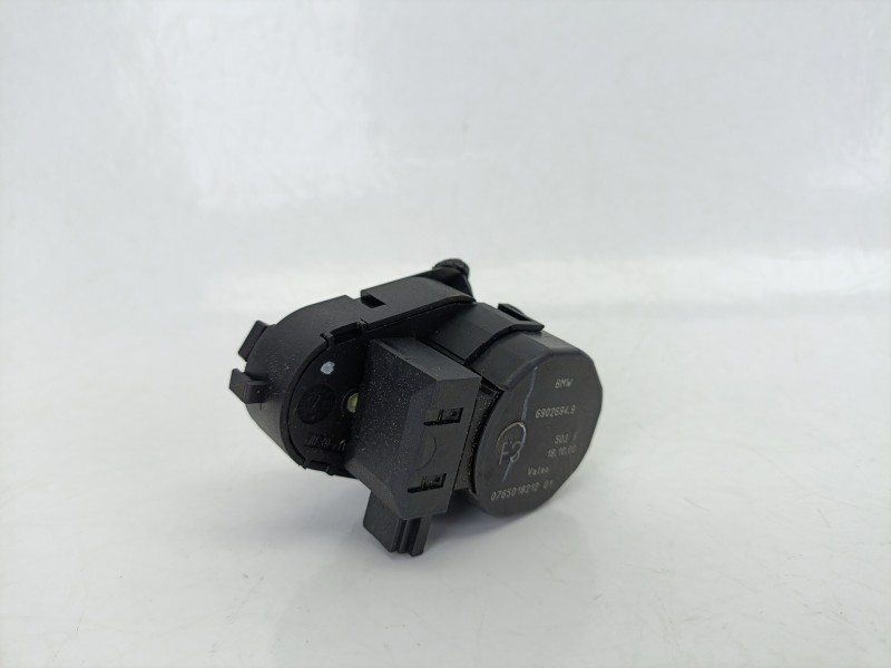Recambio de motor apertura trampillas climatizador para bmw x5 (e53) 4.4 i referencia OEM IAM 6902694  
