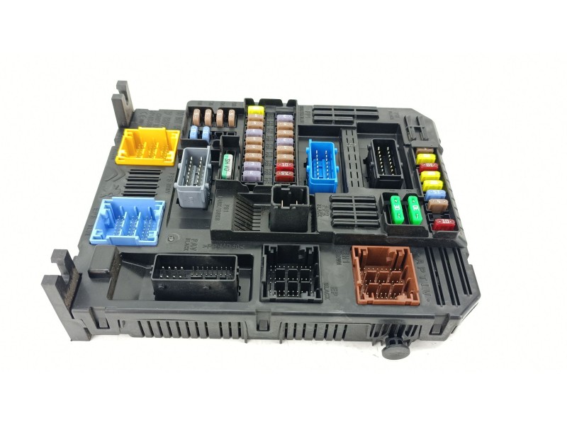 Recambio de caja reles / fusibles para peugeot partner furgoneta/monovolumen (k9) 1.5 bluehdi 100 referencia OEM IAM 9832880280 
