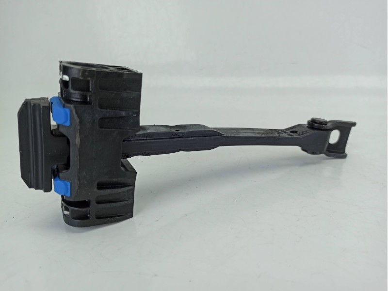 Recambio de retenedor puerta para audi a4 b8 (8k2) 2.0 tdi referencia OEM IAM 8K0837249C  