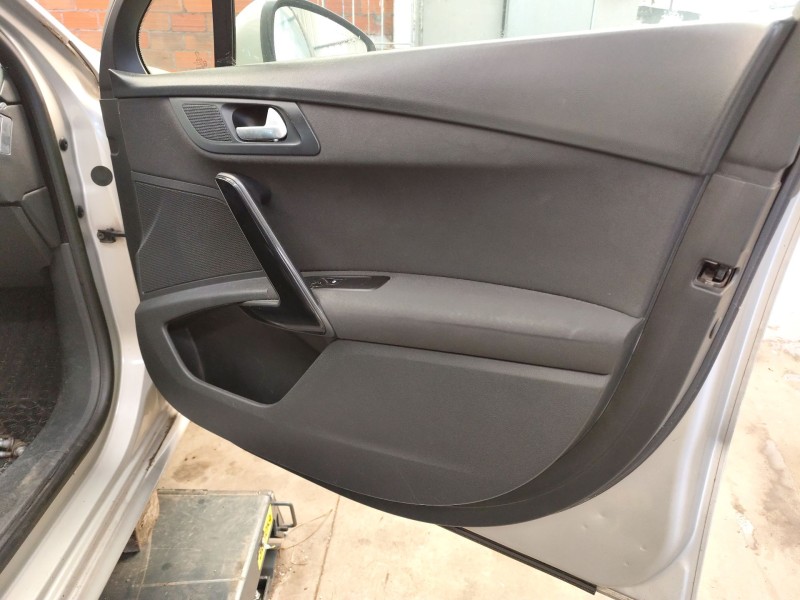 Recambio de elevalunas delantero derecho para peugeot 508 i (8d_) 2.0 hdi referencia OEM IAM 9806086880  