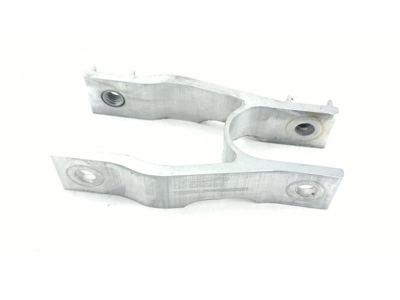 Recambio de soporte motor para volvo v60 ii (225) b4 mild-hybrid referencia OEM IAM 32139982  