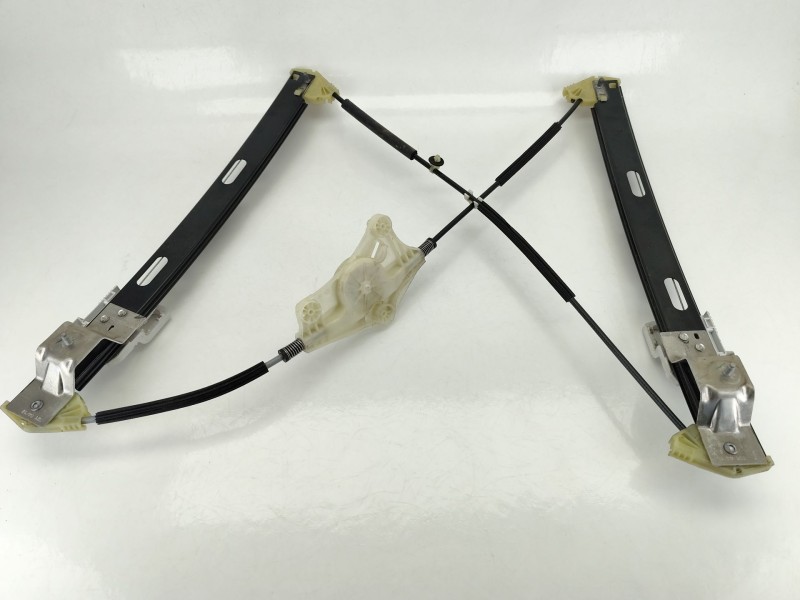 Recambio de elevalunas delantero derecho para seat leon st (5f8) 1.6 tdi referencia OEM IAM 5F4837462D  