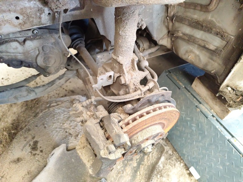 Recambio de mangueta delantera izquierda para peugeot 508 i (8d_) 2.0 hdi referencia OEM IAM 1640790380  